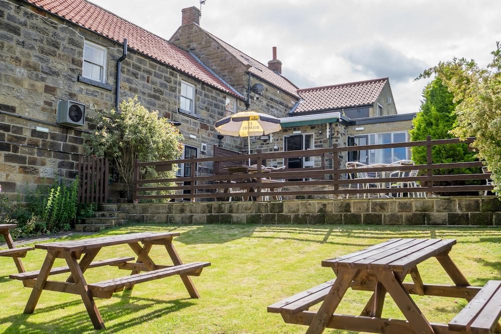 Hotel The Plough Sleights Exterior foto